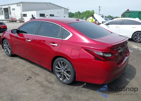 2018 Nissan Altima 2.5 Sr z USA, uszkodzony, nr VIN 1N4AL3AP2JC473705
